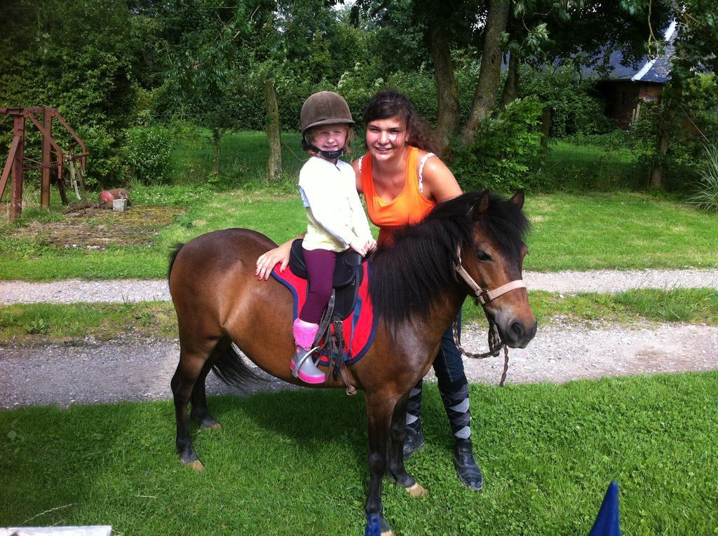 Gite Et Relais Equestre De Marie Tours-en-Vimeu Екстериор снимка