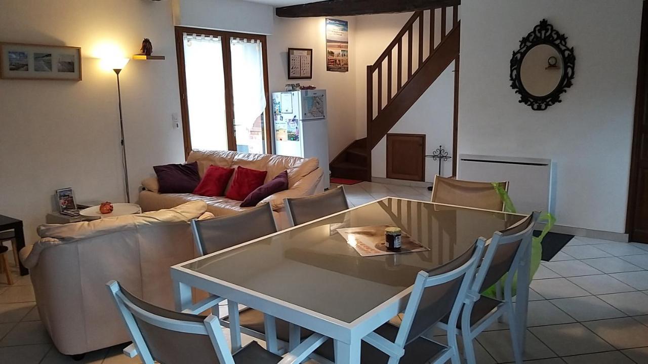 Gite Et Relais Equestre De Marie Tours-en-Vimeu Екстериор снимка
